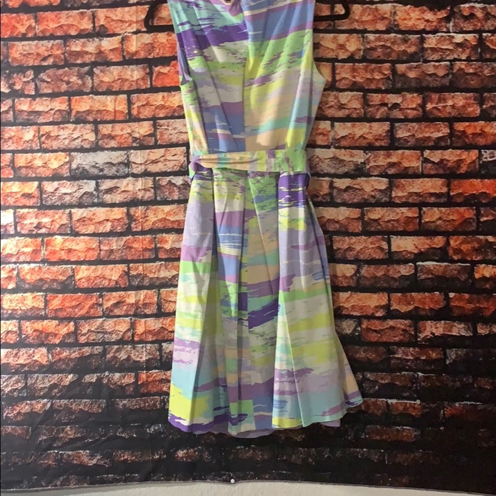 Leslie Fay Abstract Dress - Picture 4 of 6